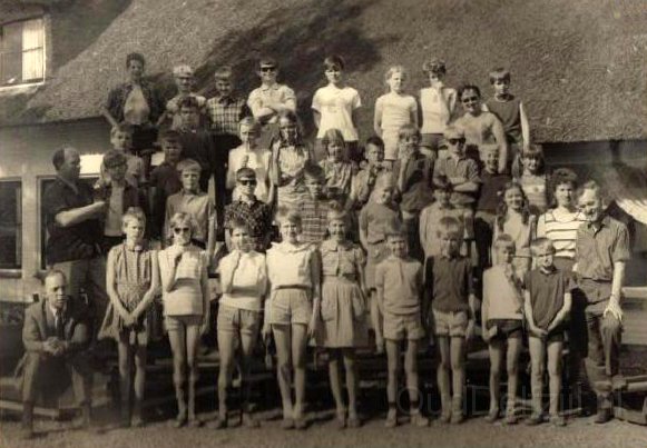 Schoolfoto Het Baken klas 1963 - 1964.jpg